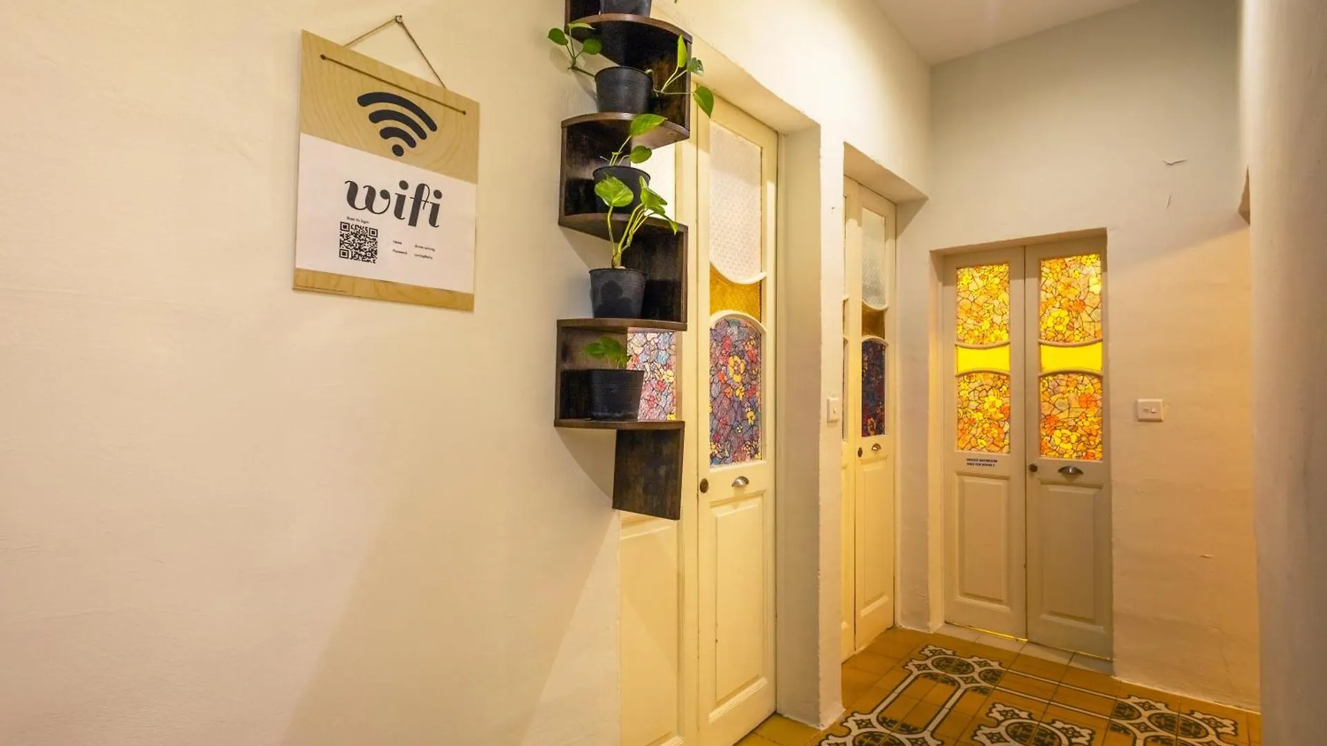 Quiet Double Ensuite Room Sliema Guest house
